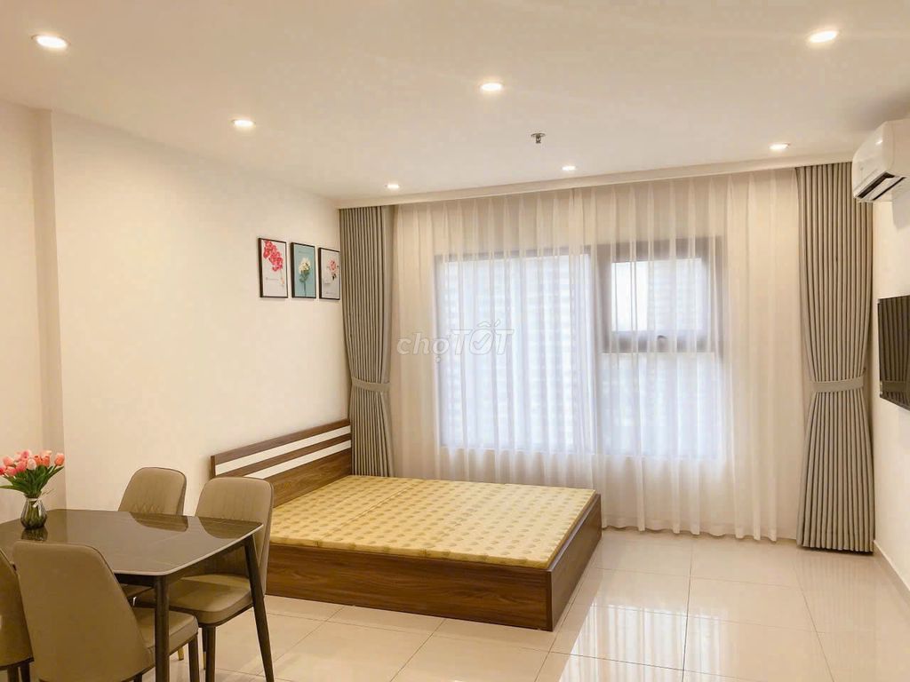 CHO THUÊ STUDIO 32M2 FULL ĐỒ GIÁ 7,3 TRIỆU VIN SMART