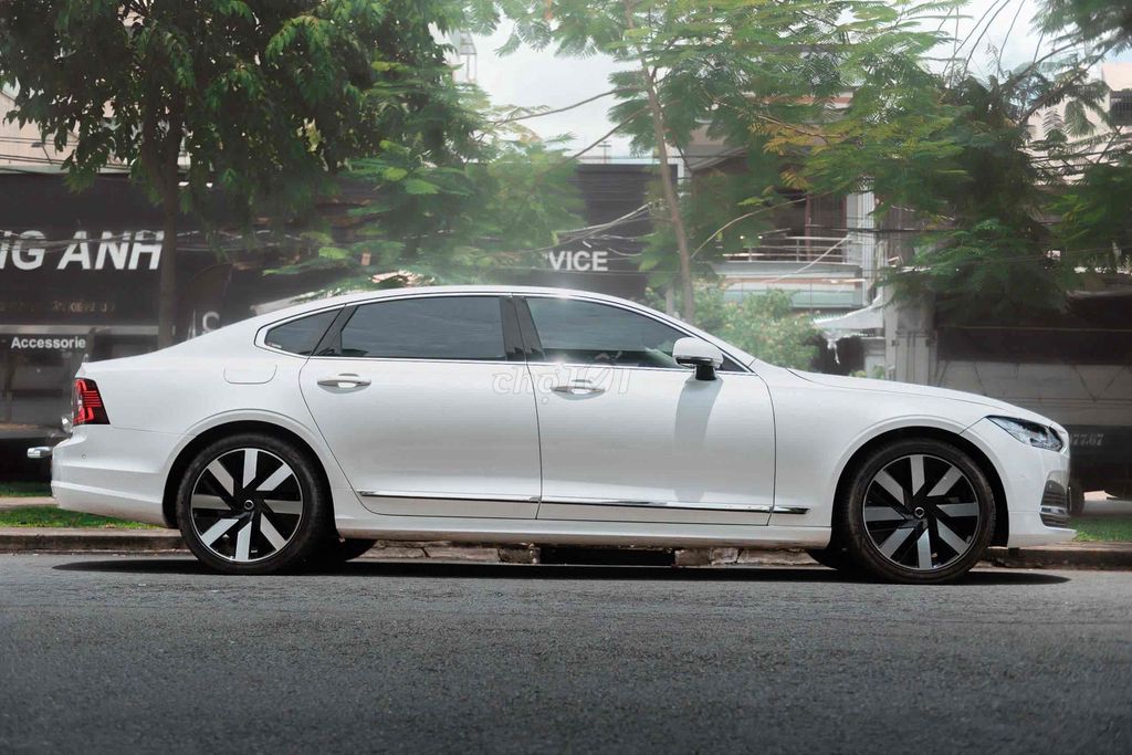LONG ANH AUTO về Volvo S90 T8 sx2024 siêu lướt. Mua bán Ô tô tại Quận 7 Tp Hồ Chí Minh được đăng bởi LongAnh AuTo  hình 4