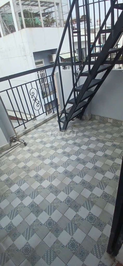 NHÀ 3PN, 3WC, SD 98m2, ngay Hàng xanh, BT 