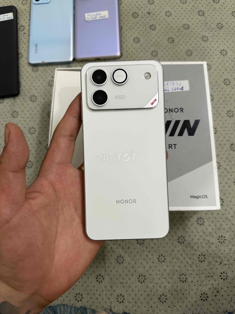 Honor WIN RT 256GB Tfullbox pin khủng 10000mah. Mua bán Điện thoại tại Quận Tân Bình Tp Hồ Chí Minh được đăng bởi Nguyễn Thắng Mobile hình 1