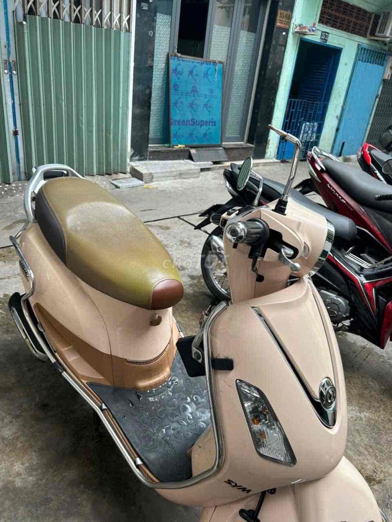 Elizabeth 2011 zin còn 2 chìa khóa. Mua bán Xe máy tại Quận 1 Tp Hồ Chí Minh được đăng bởi Trang Trang hình 5