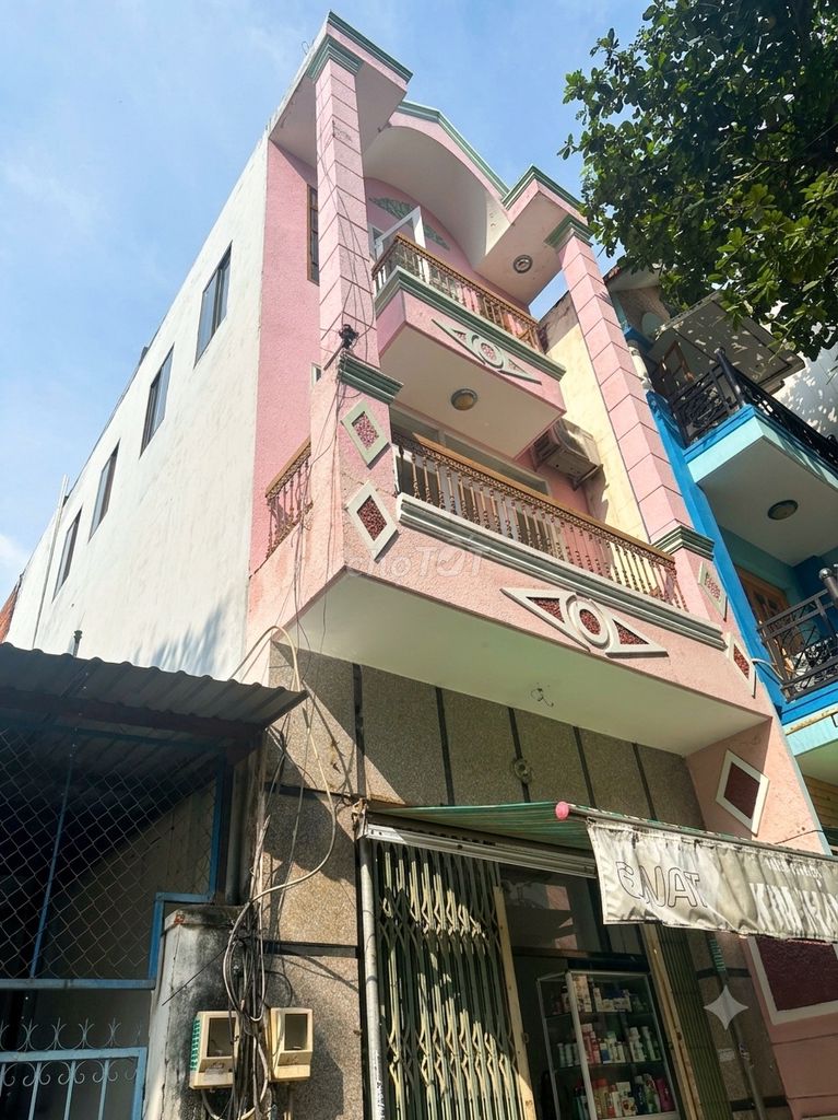 Bán nhà MT Trần Hưng Đạo, q. Tân Phú, 4,5x21m, 4 tầng, giá 15,6 tỷ