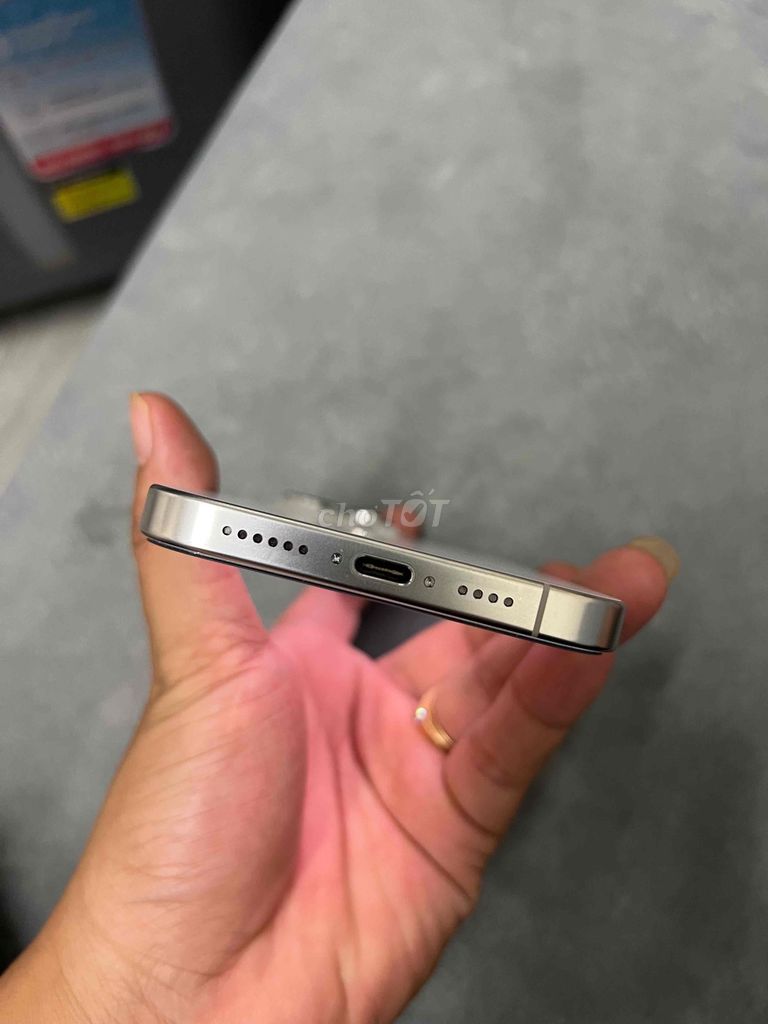 Apple iPhone 16 Pro Max Bạc 92% 347 chu kỳ. Mua bán Điện thoại tại Thành phố Thủ Dầu Một Bình Dương được đăng bởi quoc an hình 1