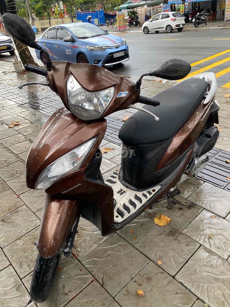 Honda Vision 2013 nguyên rin đẹp.. Mua bán Xe máy tại Quận Sơn Trà Đà Nẵng được đăng bởi A son. hình 1