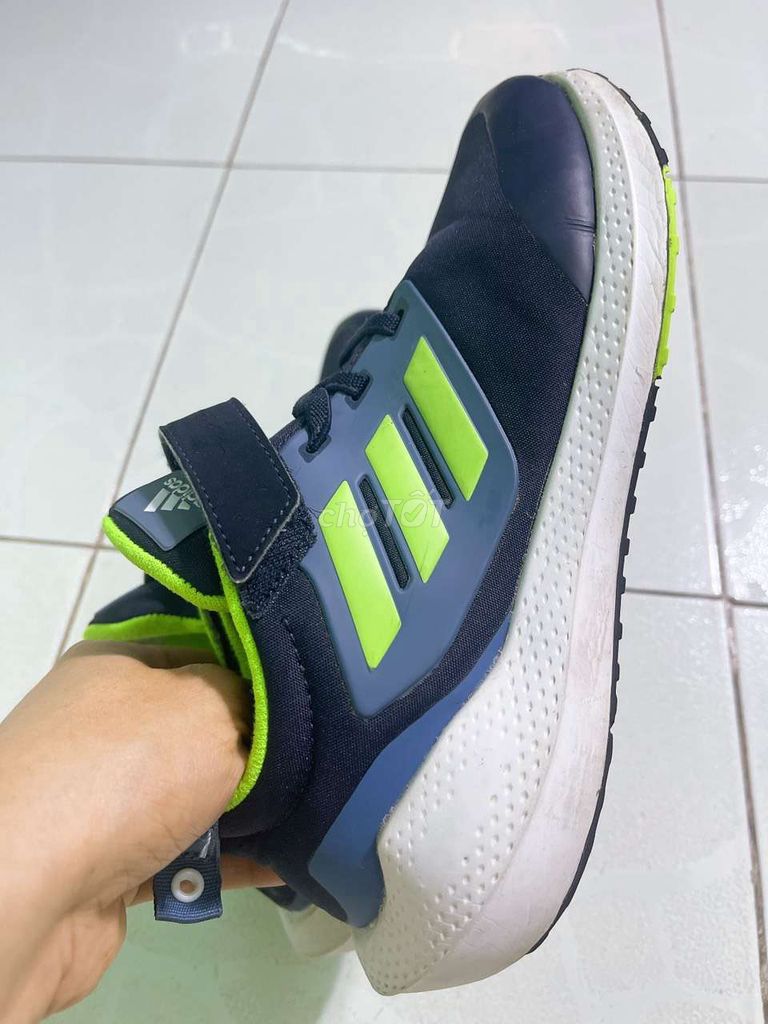 Adidas sz 36 còn 95%