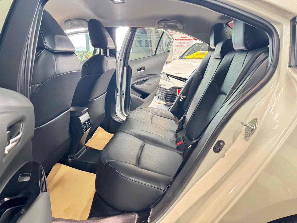 Toyota Corolla Altis 1.8V 2023 odo 2.8v cực chất. Mua bán Ô tô tại Quận Nam Từ Liêm Hà Nội được đăng bởi Đại lý Toyota Mỹ Đình hình 6