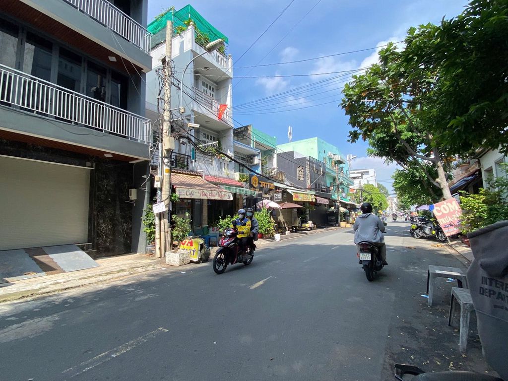 Аренда · 6 комн. · 120 м² · Quận Tân Phú, ул. Đường Lương Trúc Đàm