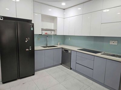 Аренда · 4 комн. · 160 м² · Quận Tân Phú, ул. Đường Nguyễn Súy