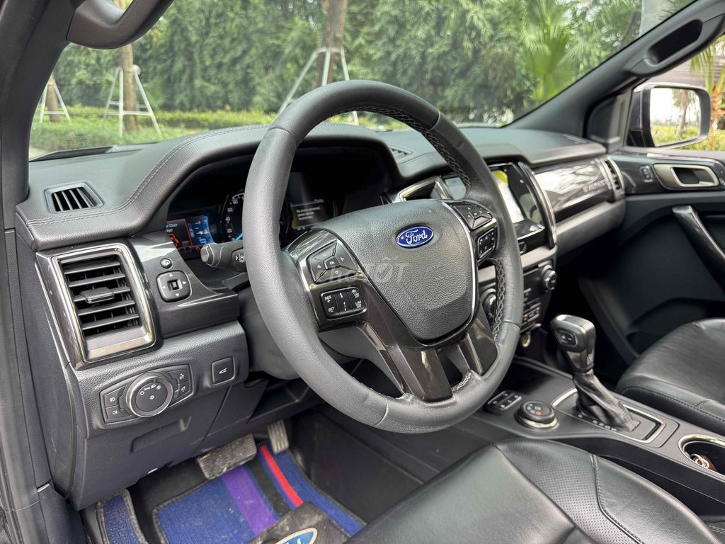 CẦN BÁN FORD EVERET TITANMIUM 4WD 4x4 XE 1 CHỦ. Mua bán Ô tô tại Quận Bắc Từ Liêm Hà Nội được đăng bởi Mr PHÁT THÁI HÀ AUTO hình 9