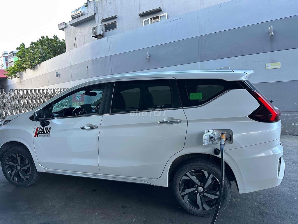 Mitsubishi Xpander Premium 2023 Trắng