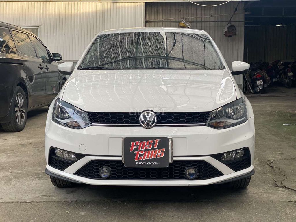 Volkswagen Polo 2021 1.6AT, màu trắng,đi 12.000 km