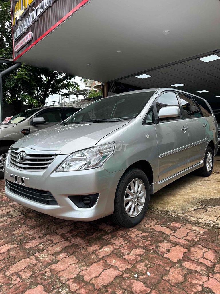 Toyota Innova 2012 E - HÀNG XỊN. Mua bán Ô tô tại Thành phố Buôn Ma Thuột Đắk Lắk được đăng bởi Trương Thanh hình 2
