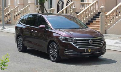 VOLKSWAGEN VILORAN LUXURY 2.O SX 2023 ĐK 2024. Mua bán Ô tô tại Quận Gò Vấp Tp Hồ Chí Minh được đăng bởi THẾ GIỚI Ô TÔ AUTO WORLD 