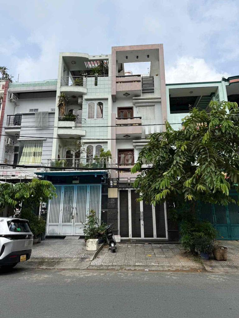 Аренда · 4 комн. · 80 м² · Quận Bình Tân, ул. Đường Số 24A