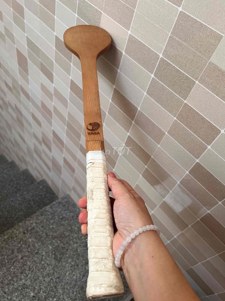 Vợt tennis KARA Gỗ Nâu mới. Mua bán Đồ thể thao, Dã ngoại tại Thành phố Qui Nhơn Bình Định được đăng bởi Nguyên Khang hình 1