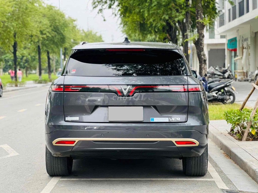 Vinfast VF9 Plus 2023 Xám Thuê Pin Tiên Phong. Mua bán Ô tô tại Quận Thanh Xuân Hà Nội được đăng bởi Cường Auto 266 hình 3