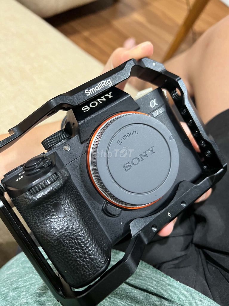 Máy ảnh Sony Alpha A7 Mark III Đen Like New. Mua bán Máy ảnh, Máy quay tại Quận Hoàng Mai Hà Nội được đăng bởi deer bi hình 1