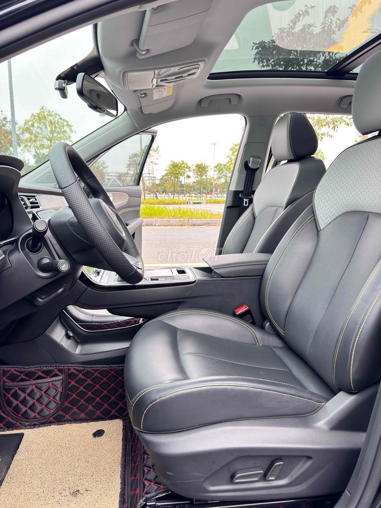 MG RX5 Luxury 2024 - 10000 km. Mua bán Ô tô tại Quận Long Biên Hà Nội được đăng bởi Sơn Trần hình 5