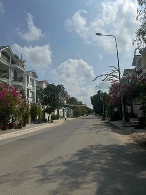 Rent · 5 bd · 200 м² · Quận Bình Thạnh, ул. Đường Bình Lợi