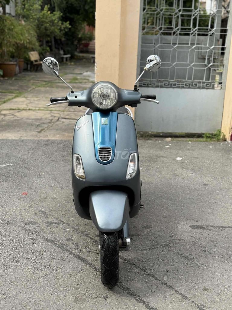 Vespa 2008 máy êm , giấy tờ đầy đủ , btc .. Mua bán Xe máy tại Quận Bình Thạnh Tp Hồ Chí Minh được đăng bởi lưu manh hình 4