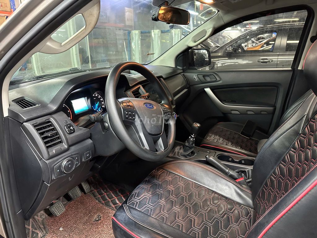 Ford Ranger XLS 2019, bảo hành 2026 hỗ trợ vay 75%. Mua bán Ô tô tại Quận Tân Phú Tp Hồ Chí Minh được đăng bởi Đức hình 7