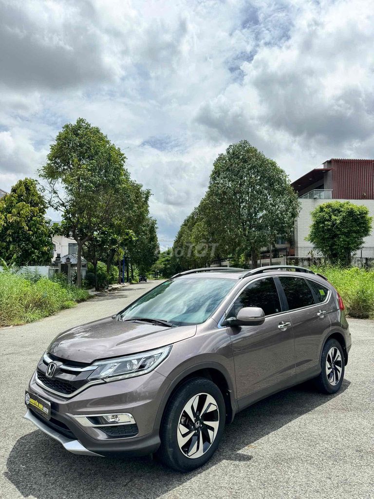 Honda CR V 2015 2.4 Bản Full, Xe Bảo dưỡng hãng. Mua bán Ô tô tại Thành phố Dĩ An Bình Dương được đăng bởi Nguyễn Sơn Auto hình 2