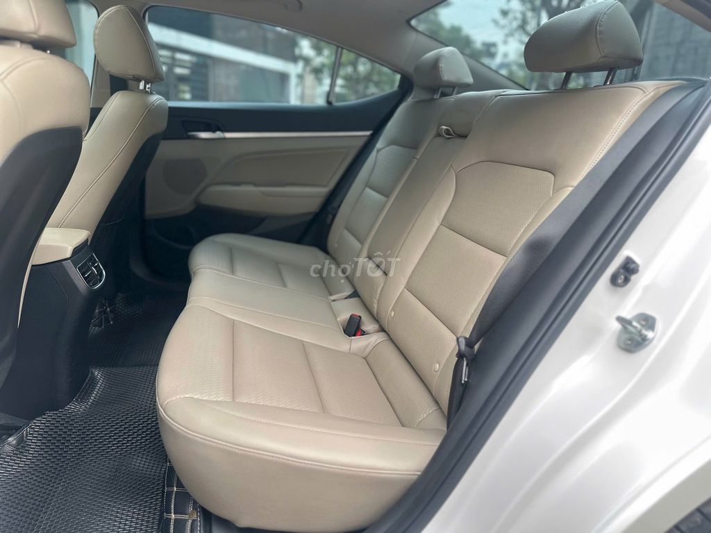 Hyundai Elantra 2021 Sport 2.0 màu trắng. Mua bán Ô tô tại Quận Gò Vấp Tp Hồ Chí Minh được đăng bởi Nhung Nhung 961 hình 4