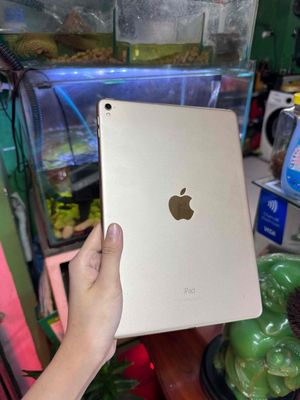 iPad Pro 2017 Gold WF 32g quốc tế 9.7" nguyên zin