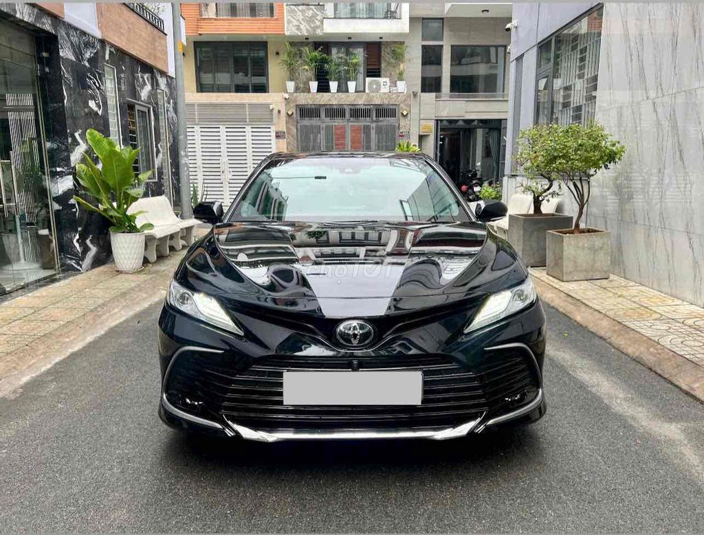 TOYOTA CAMRY 2.5Q MODEL 2024 NK THÁI 14.000KM