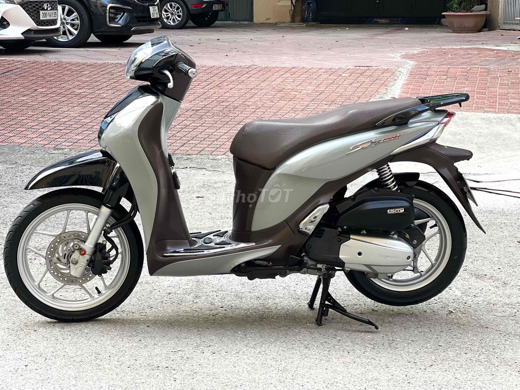 Chào Bán SH Mode Khoá Smartkey . Hỗ trợ sang tên. Mua bán Xe máy tại Quận Cầu Giấy Hà Nội được đăng bởi Xe Máy Đoàn Văn Cam Kết Đúng Ảnh Đúng Biển Đúng Giá Trị hình 5