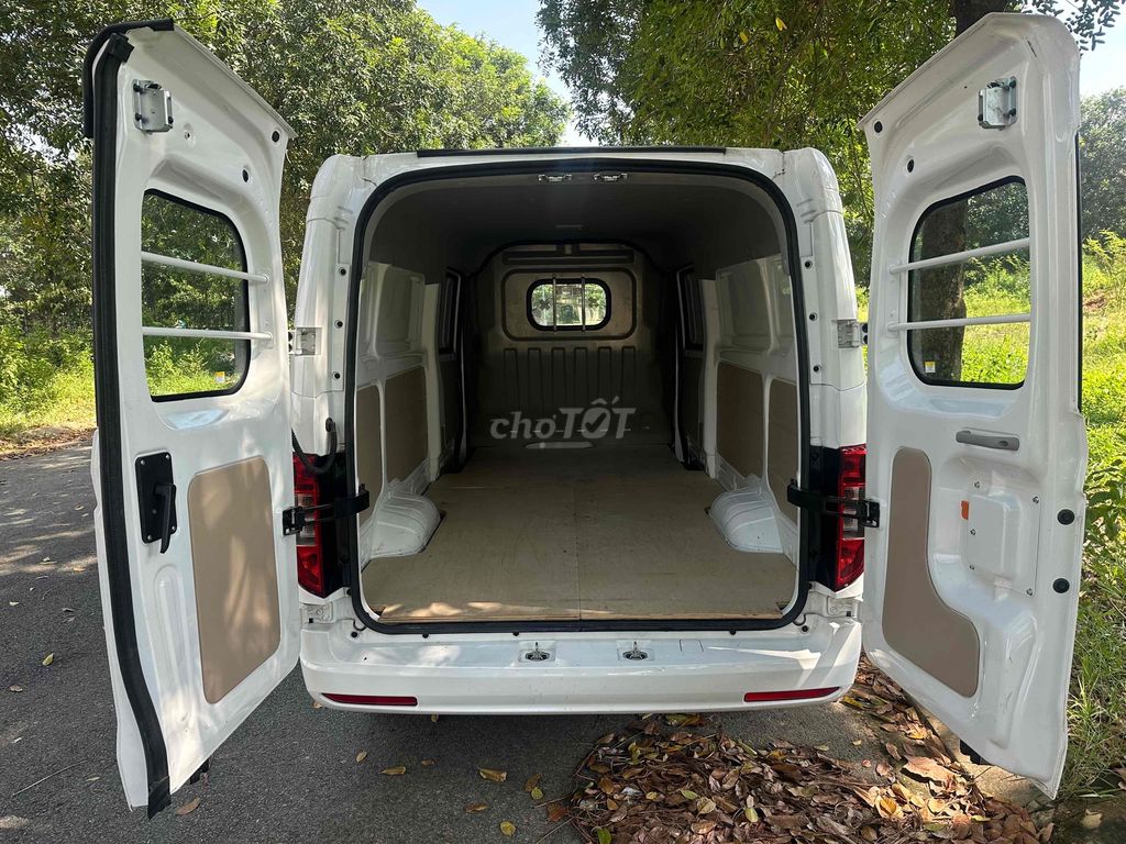 2025 - 5400km. Mua bán Ô tô tại Thành phố Dĩ An Bình Dương được đăng bởi ADC Furniture hình 3