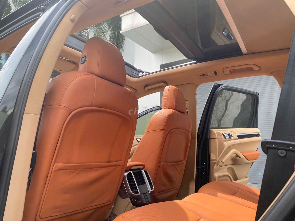 Porsche Cayenne 3.0 V6 Diesel 2010 - 43200 km. Mua bán Ô tô tại Quận Tân Bình Tp Hồ Chí Minh được đăng bởi HOANG SON hình 13