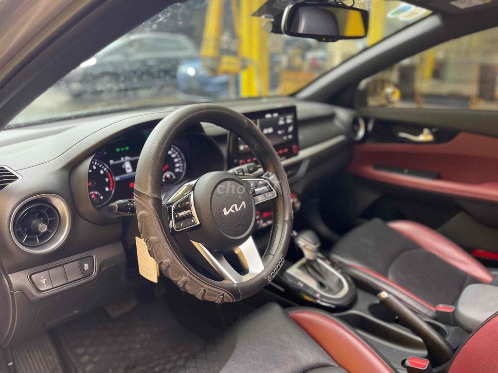 Kia K3 2.0Premium 2021 Lướt 17.000km. Mua bán Ô tô tại Quận Tân Phú Tp Hồ Chí Minh được đăng bởi Trọng Nghĩa Auto Xe Lướt Miền Nam hình 4