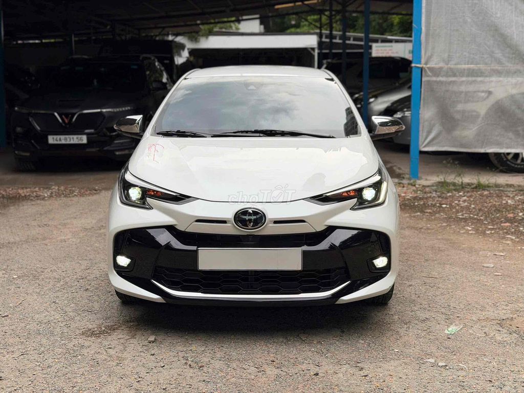 Toyota Vios G 2025 белый 34 000 км