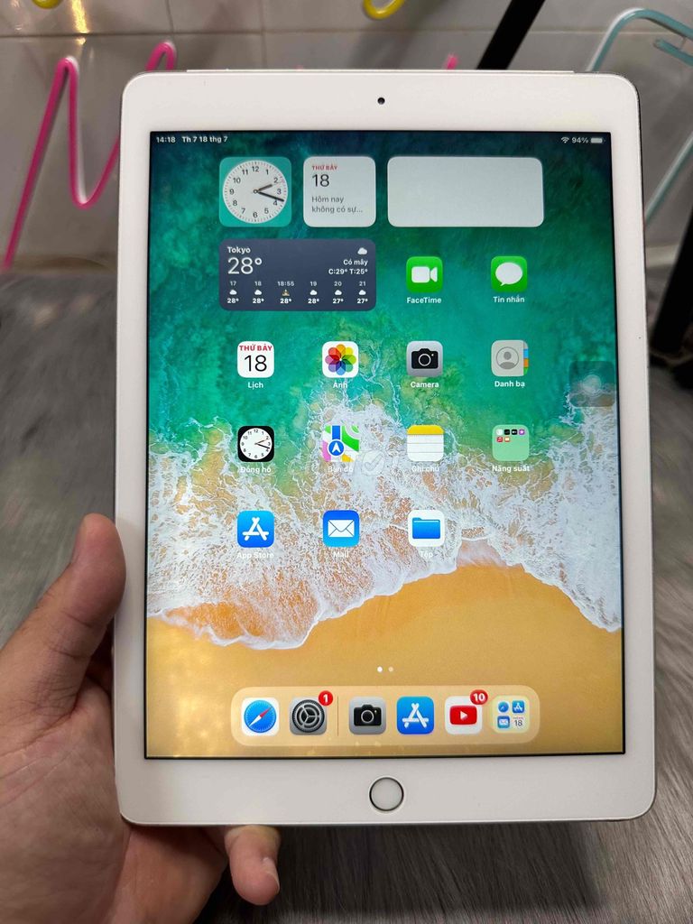 iPad Air 2 sài đc sim 4G, vỏ còn keo, bản 32Gb. Mua bán Máy tính bảng tại Quận Bình Tân Tp Hồ Chí Minh được đăng bởi Long hình 1