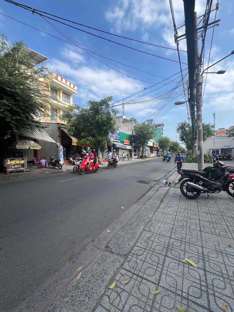 CHỦ NGỘP BANK 🔥🔥🔥 BÁN NHÀ MT ĐHT - 280M2 - NGANG 6M - CHỈ N 💰16 TỶ