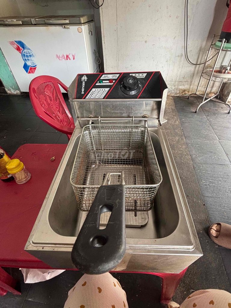 Bếp chiên nhúng điện Inox 6L chiên ngập dầu. Mua bán Bếp, lò, đồ điện nhà bếp tại Quận 12 Tp Hồ Chí Minh được đăng bởi Nguyễn Thị Minh Thư hình 1