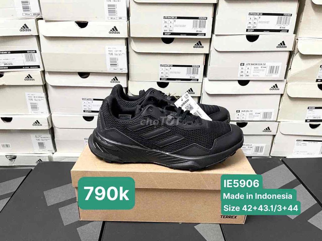 Giày Adidas IE5906 chính hãng full box, mới 100%