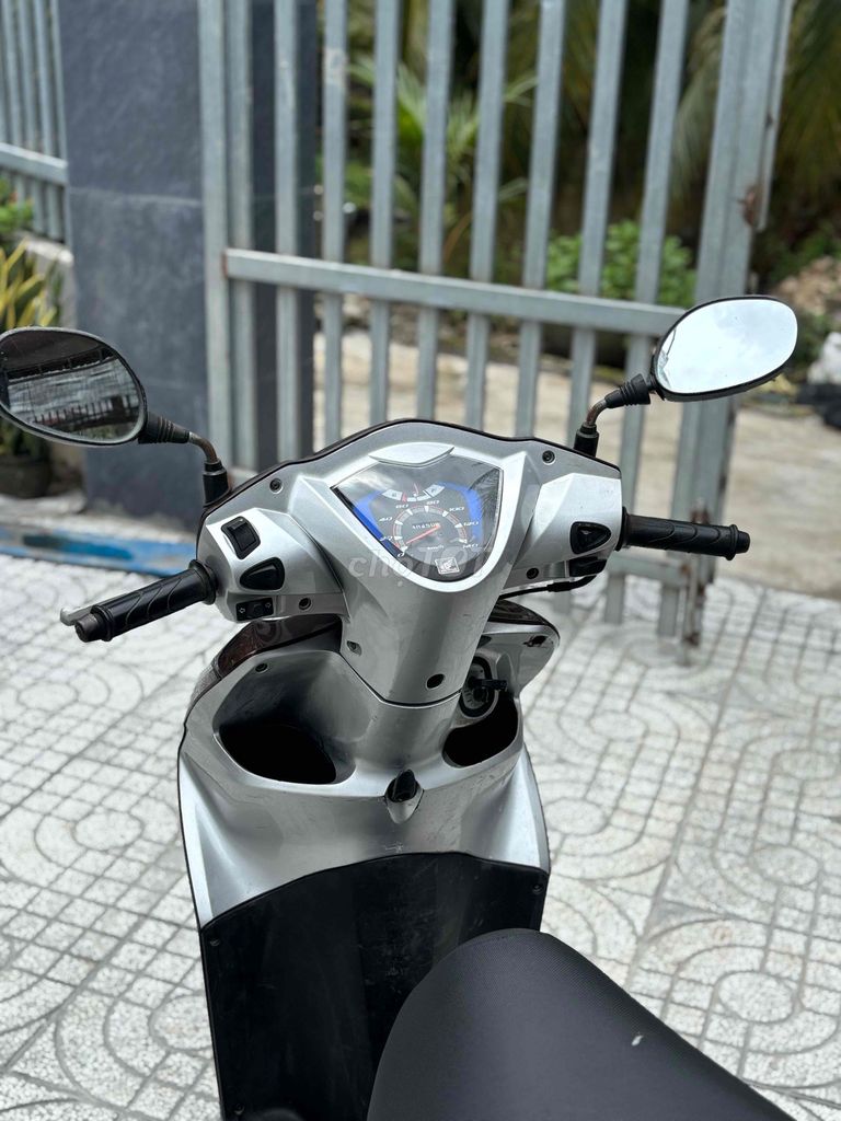 vision 2012 , chính chủ sang tên. Mua bán Xe máy tại Thành phố Tân An Long An được đăng bởi Bo hình 4