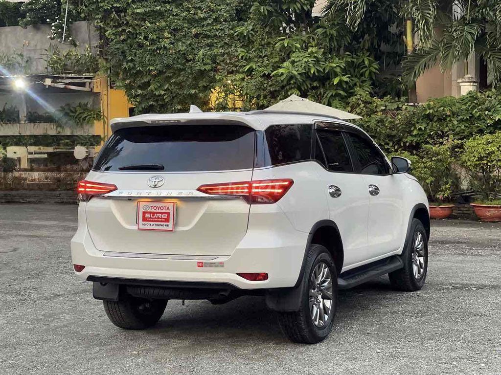 Toyota Fortuner 2024 2.7V 4x2 AT - 3100 km. Mua bán Ô tô tại Quận Tân Bình Tp Hồ Chí Minh được đăng bởi TOYOTA LÝ THƯỜNG KIỆT hình 4