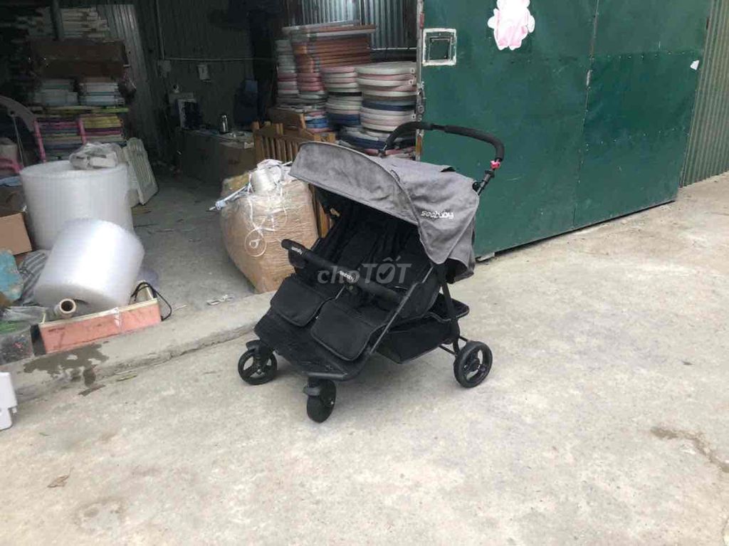 Xe đẩy đôi Seebaby còn đẹp và rất chắc chắn, đẩy n. Mua bán Mẹ và bé tại Quận Thanh Xuân Hà Nội được đăng bởi Chiến Nhà Đất hình 1