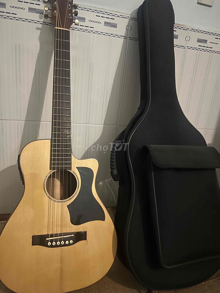 Đàn guitar Mini màu gỗ. Mua bán Nhạc cụ tại Thành phố Biên Hòa Đồng Nai được đăng bởi Khánh  hình 1