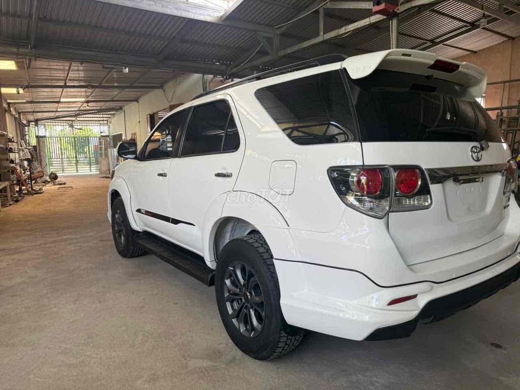 Cần bán Toyota Fortuner 2015 2.7V 4x2 TRD Sportivo. Mua bán Ô tô tại Thành phố Phan Rang-Tháp Chàm Ninh Thuận được đăng bởi CarLand Định Anh hình 4