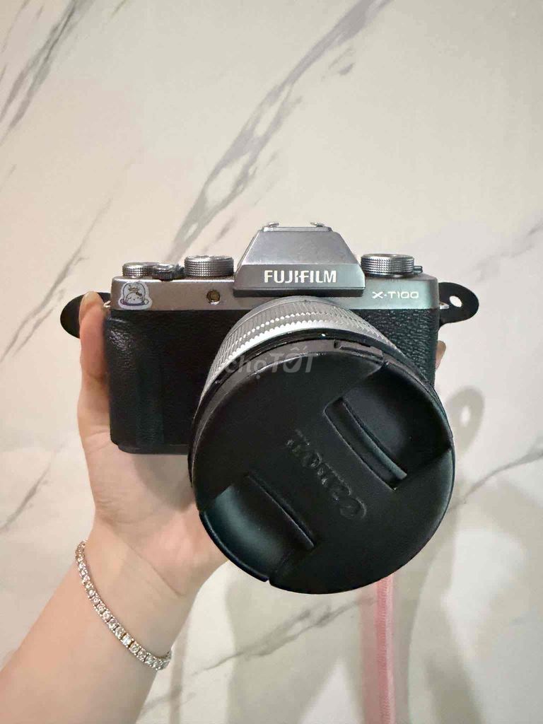 Máy ảnh Fujifilm XT100. Mua bán Máy ảnh, Máy quay tại Quận Ngũ Hành Sơn Đà Nẵng được đăng bởi Quyen Ngoc Pham hình 1