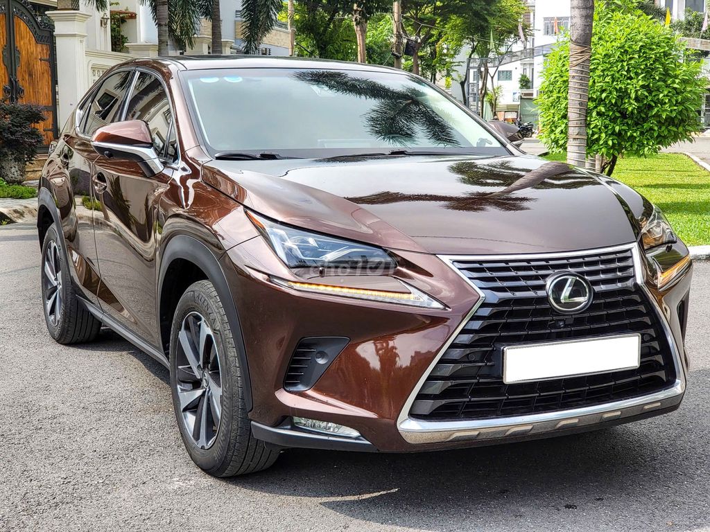 Gia đình ít sử dụng Lexus Nx300 nhập Nhật Full. Mua bán Ô tô tại Quận Gò Vấp Tp Hồ Chí Minh được đăng bởi Mss Ngọc hình 5