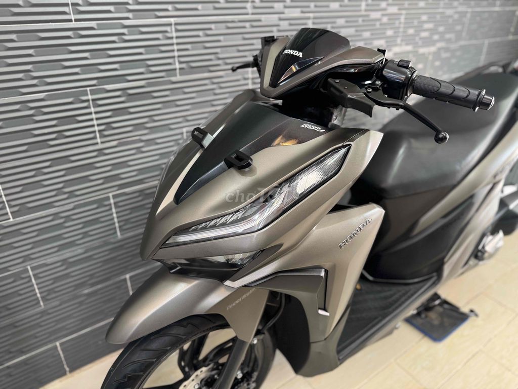 Honda Vario 150 date 2020 Vàng Cát Bs Sài Gòn