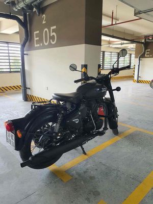 Royal Enfield RE 500 Đen