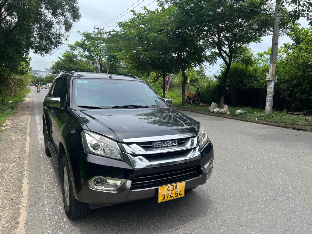 Isuzu Dmax 2016 LS 2.5 MT - 152400 km. Mua bán Ô tô tại Huyện Hòa Vang Đà Nẵng được đăng bởi TRƯỜNG XUÂN hình 2