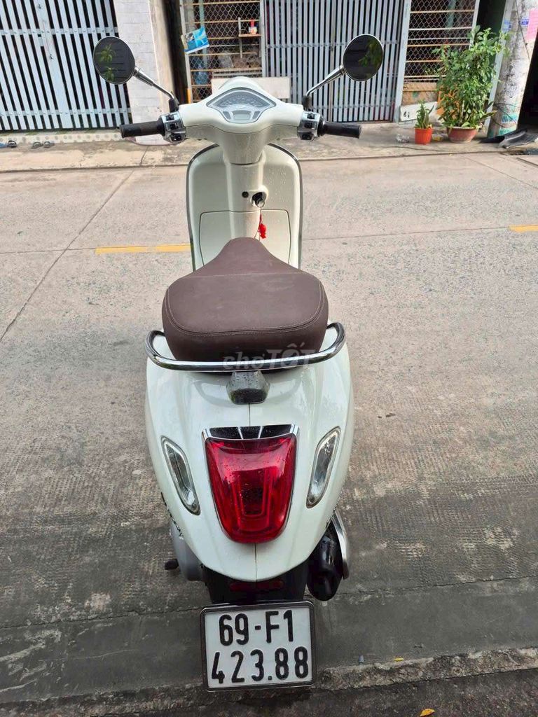 Vespa Prima,phanh Abs,date 2018,BST:69,máy zin.BTC. Mua bán Xe máy tại Huyện Hóc Môn Tp Hồ Chí Minh được đăng bởi                    CẦM ĐỒ TÍN PHÁT hình 5