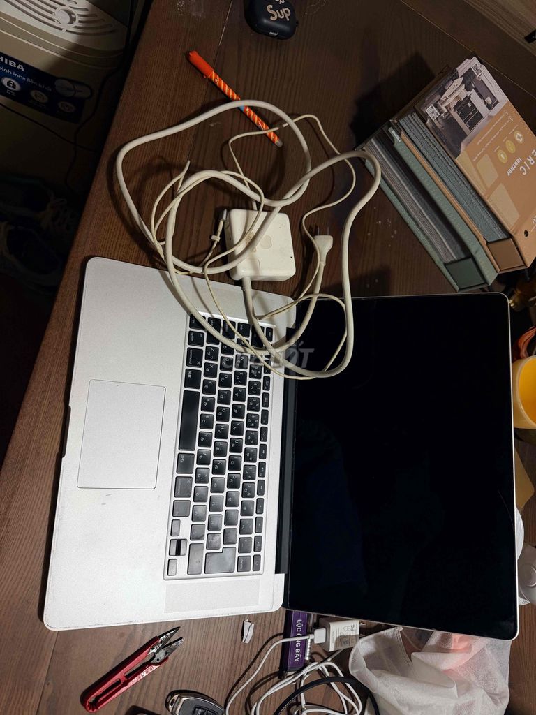 Apple MacBook Bạc Hỏng. Mua bán Laptop tại Huyện Thạch Thất Hà Nội được đăng bởi Trần hải Nam hình 1